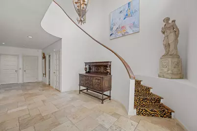 23 Sloans Curve Drive, Palm Beach, FL 33480 - Photo 13