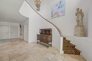 23 Sloans Curve Dr, Palm Beach, FL 33480 - Photo 13