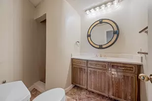 23 Sloans Curve Dr, Palm Beach, FL 33480 - Photo 23
