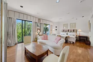 23 Sloans Curve Dr, Palm Beach, FL 33480 - Photo 15