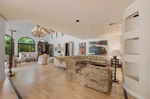 23 Sloans Curve Dr, Palm Beach, FL 33480 - Photo 5