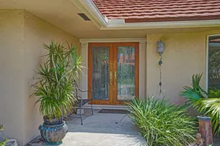 7 Marlwood Ln, Palm Beach Gardens, FL 33418 - Photo 3
