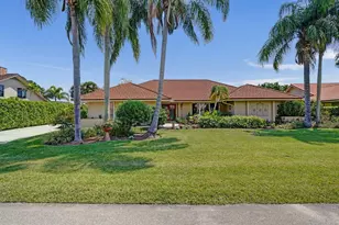 7 Marlwood Ln, Palm Beach Gardens, FL 33418 - Photo 1