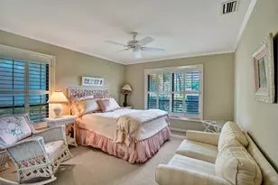 7 Marlwood Ln, Palm Beach Gardens, FL 33418 - Photo 25
