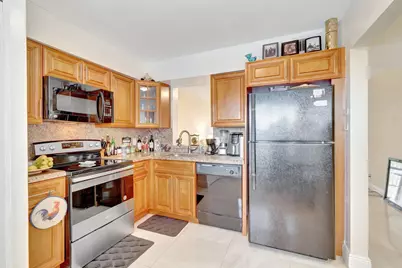 14723 Cumberland Drive #404 B, Delray Beach, FL 33446 - Photo 3
