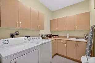 9881 Casa Mar Dr, Lake Worth, FL 33467 - Photo 13