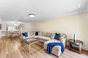 1019 Guildford B, Boca Raton, FL 33434 - Photo 13