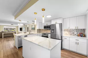 1019 Guildford B, Boca Raton, FL 33434 - Photo 15