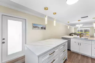 1019 Guildford B, Boca Raton, FL 33434 - Photo 19
