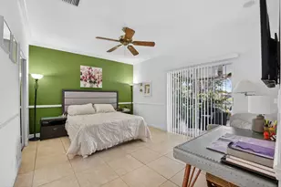 1092 SW 42nd Ave, Deerfield Beach, FL 33442 - Photo 27