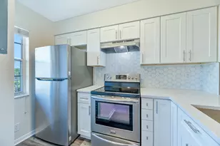 2226 N Cypress Bend Dr, Pompano Beach, FL 33069 - Photo 1