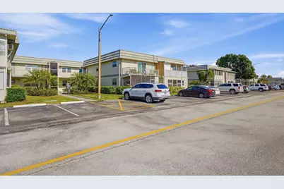 251 Monaco Way, Delray Beach, FL 33446 - Photo 3