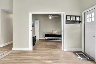 3996 NW 7th Ct, Delray Beach, FL 33445 - Photo 11