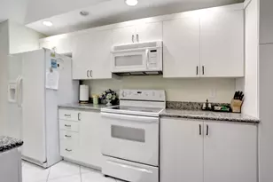 7472 La Paz Blvd, Boca Raton, FL 33433 - Photo 11