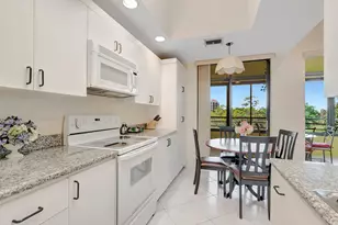 7472 La Paz Blvd, Boca Raton, FL 33433 - Photo 9
