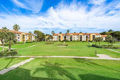 157 Yacht Club Way #206, Hypoluxo, FL 33462 - Photo 21
