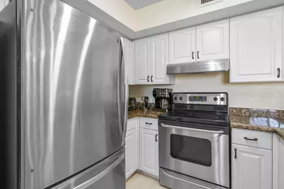 157 Yacht Club Way #206, Hypoluxo, FL 33462 - Photo 11