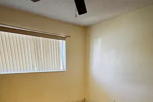 7720 NW 50th St, Lauderhill, FL 33351 - Photo 9