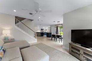 717 S US Hwy 1, Jupiter, FL 33477 - Photo 19