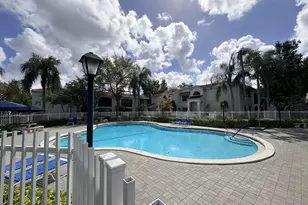 12060 NW 11th St, Pembroke Pines, FL 33026 - Photo 21