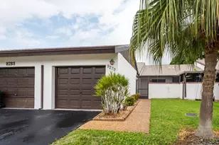 9279 Wedgewood Dr, Tamarac, FL 33321 - Photo 3