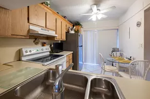 9279 Wedgewood Dr, Tamarac, FL 33321 - Photo 15