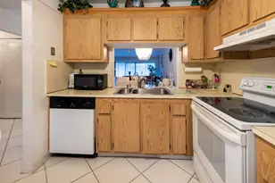 9279 Wedgewood Dr, Tamarac, FL 33321 - Photo 15