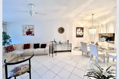 9279 Wedgewood Drive #B20, Tamarac, FL 33321 - Photo 3