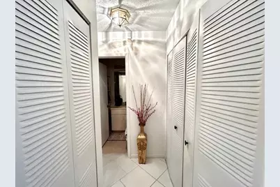 9279 Wedgewood Drive #B20, Tamarac, FL 33321 - Photo 9