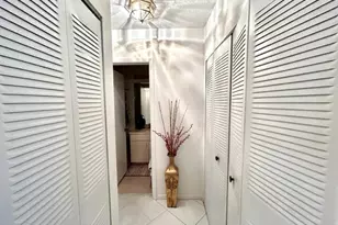 9279 Wedgewood Dr, Tamarac, FL 33321 - Photo 9