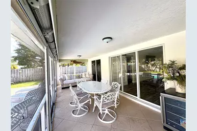 2300 NE 26th Avenue, Pompano Beach, FL 33062 - Photo 23