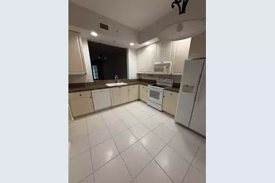 20 Harbour Isle Drive W #Ph01, Fort Pierce, FL 34949 - Photo 3