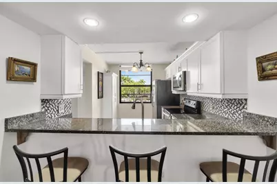 3716 Whitehall Drive #202, West Palm Beach, FL 33401 - Photo 11