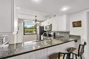 3716 Whitehall Dr, West Palm Beach, FL 33401 - Photo 13
