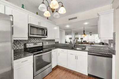 3716 Whitehall Drive #202, West Palm Beach, FL 33401 - Photo 9