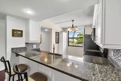 3716 Whitehall Drive #202, West Palm Beach, FL 33401 - Photo 11