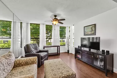 3716 Whitehall Drive #202, West Palm Beach, FL 33401 - Photo 15