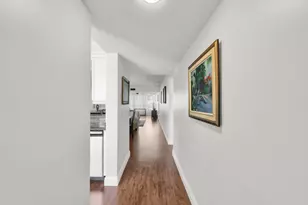 3716 Whitehall Dr, West Palm Beach, FL 33401 - Photo 9