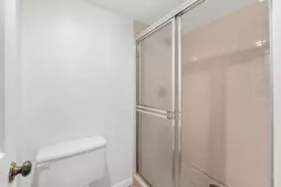 3716 Whitehall Dr, West Palm Beach, FL 33401 - Photo 7