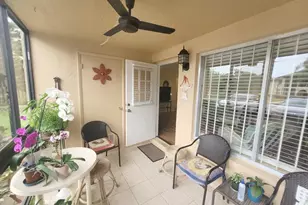 320 Pine Ridge Cir, Greenacres, FL 33463 - Photo 5