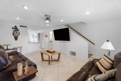 2801 N Hwy A1A #Apt E, Fort Pierce, FL 34949 - Photo 9