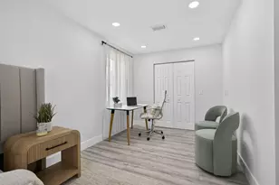 326 Alhambra Pl, West Palm Beach, FL 33405 - Photo 43