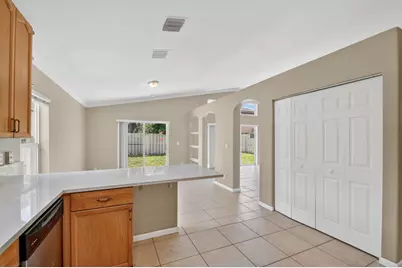 3746 Torres Circle, West Palm Beach, FL 33409 - Photo 17