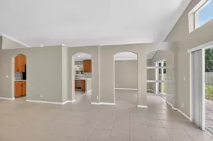 3746 Torres Cir, West Palm Beach, FL 33409 - Photo 15