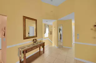 5379 Verona Dr, Boynton Beach, FL 33437 - Photo 3