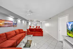 2205 S Cypress Bend Dr, Pompano Beach, FL 33069 - Photo 5