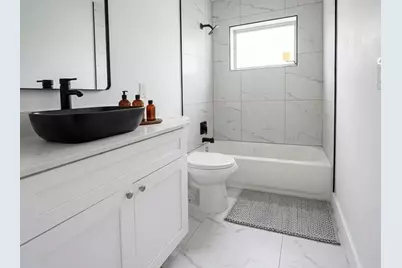 2531 W Barkley Dr W #D, West Palm Beach, FL 33415 - Photo 5