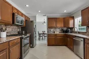 12252 NW 32nd Manor, Sunrise, FL 33323 - Photo 21