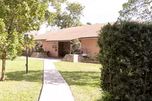 2851 Somerset Dr, Lauderdale Lakes, FL 33311 - Photo 25