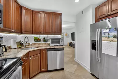 9101 Jacaranda Lane #107, Plantation, FL 33324 - Photo 13